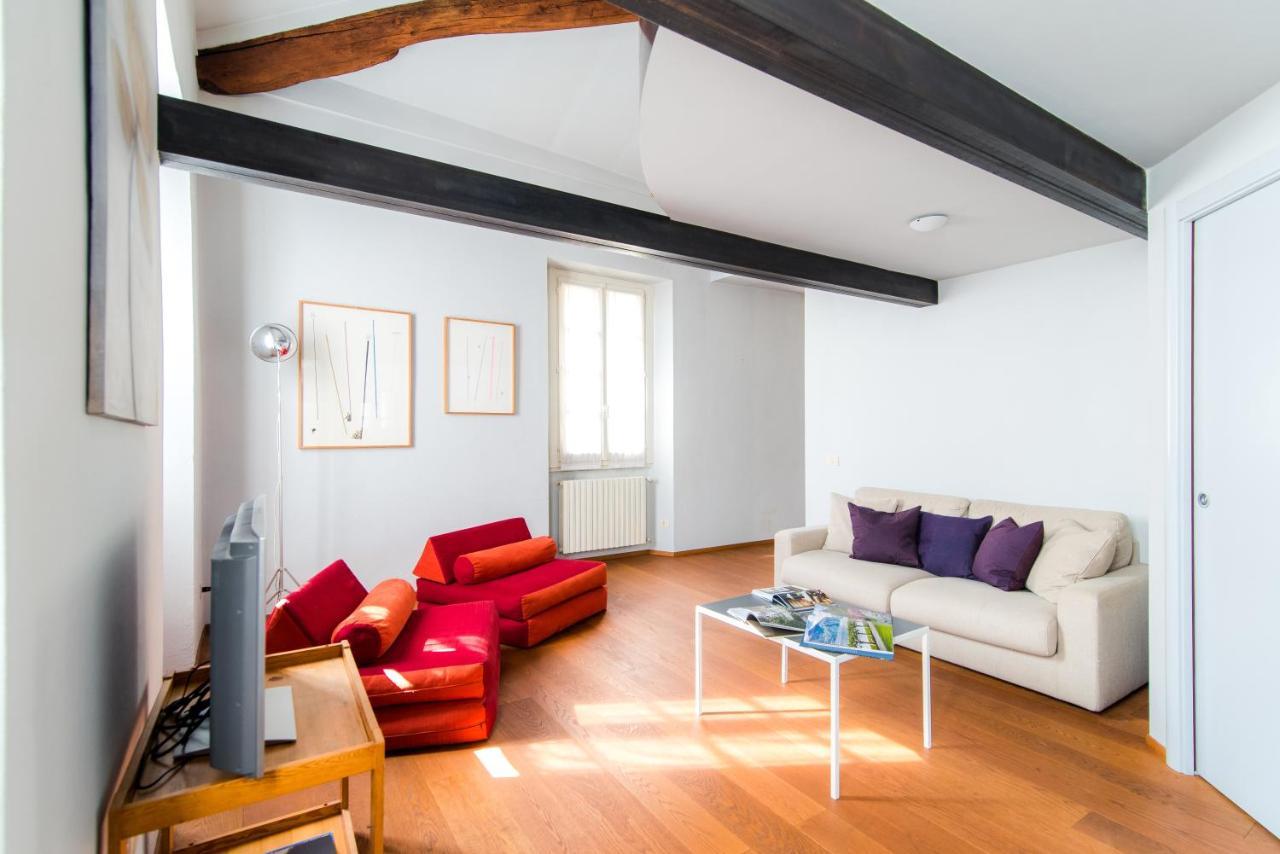 Appartement Antica Via Volta - The House Of Travelers à Côme Extérieur photo