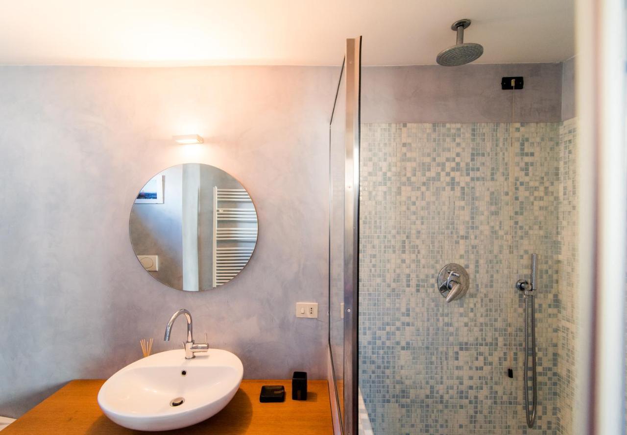 Appartement Antica Via Volta - The House Of Travelers à Côme Extérieur photo