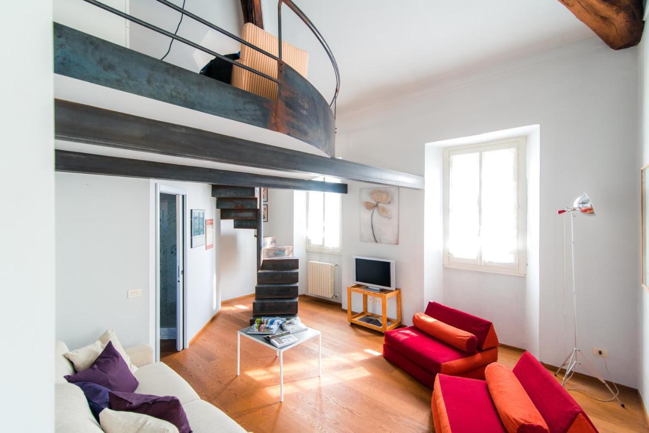 Appartement Antica Via Volta - The House Of Travelers à Côme Extérieur photo