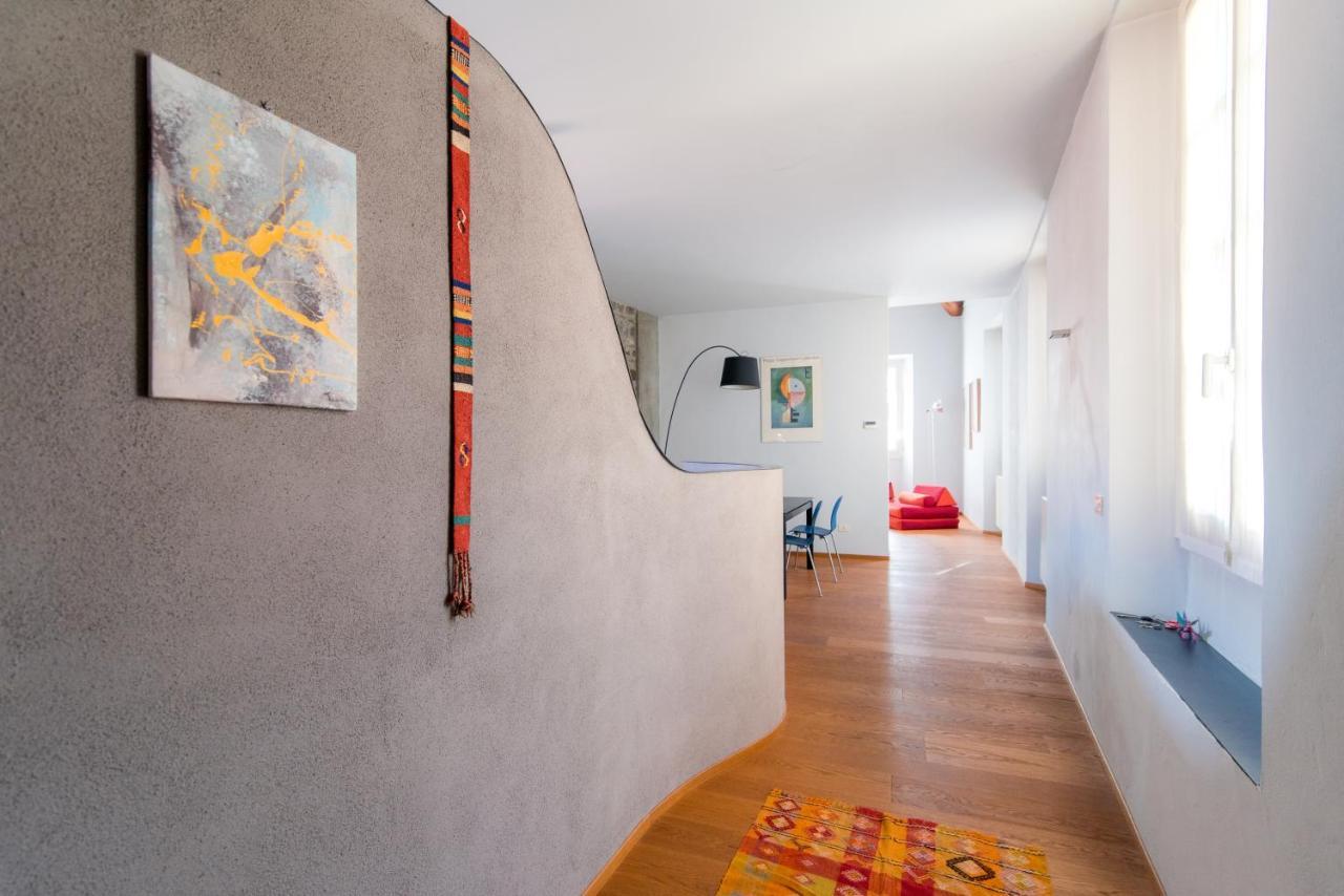Appartement Antica Via Volta - The House Of Travelers à Côme Extérieur photo