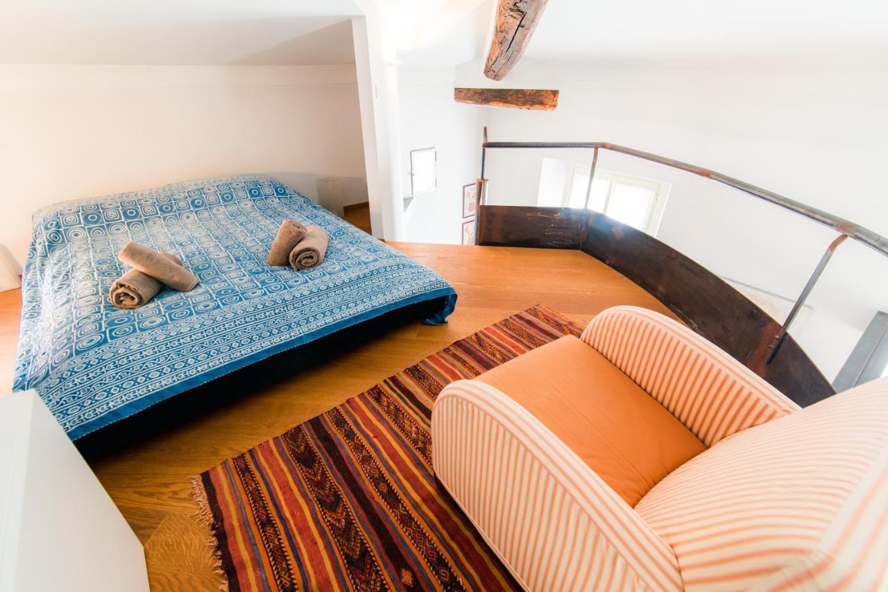 Appartement Antica Via Volta - The House Of Travelers à Côme Extérieur photo