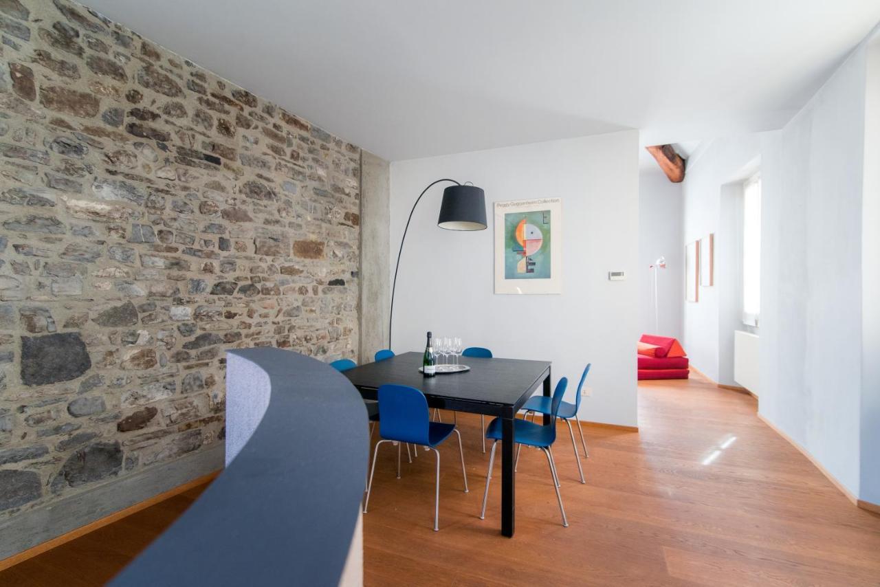 Appartement Antica Via Volta - The House Of Travelers à Côme Extérieur photo