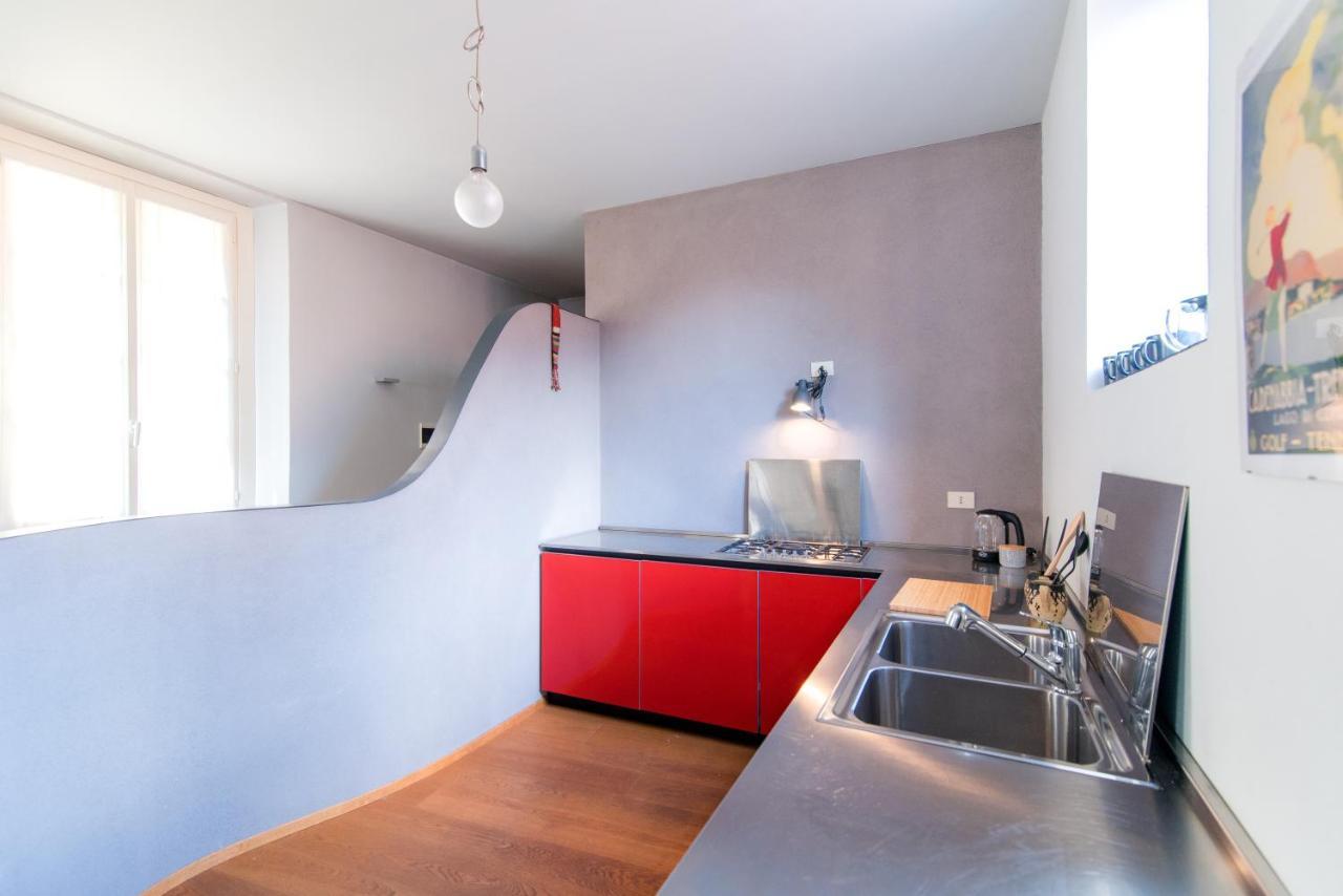 Appartement Antica Via Volta - The House Of Travelers à Côme Extérieur photo