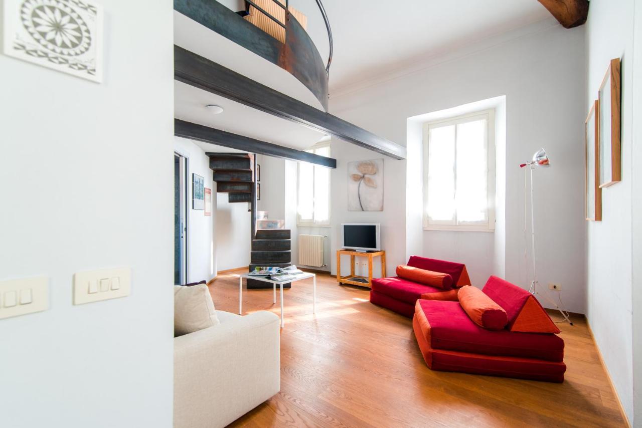 Appartement Antica Via Volta - The House Of Travelers à Côme Extérieur photo
